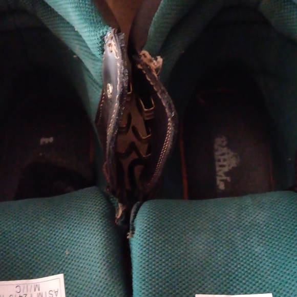 BRAHMA  STEEL  TOE/ WATER PROOF  BOOT SIZE 9.5 PREOWNED GOOD - Picture 4 of 11